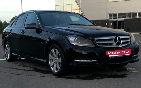 Mercedes-Benz C-Класс, 2011 год, 1 350 000 рублей, 3 фотография