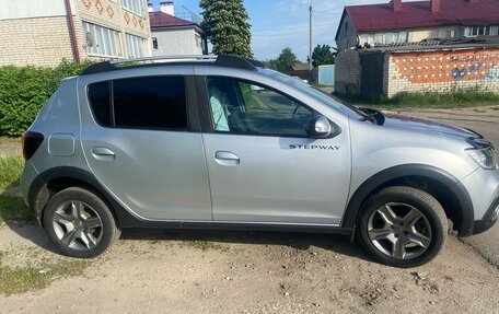 Renault Sandero II рестайлинг, 2021 год, 1 180 000 рублей, 5 фотография