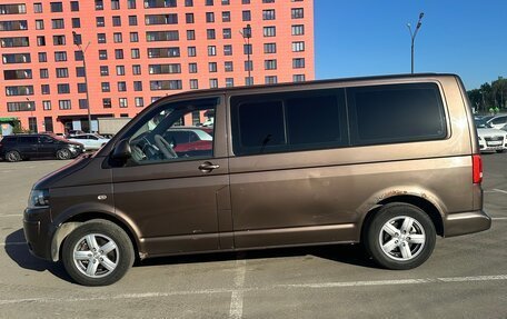 Volkswagen Caravelle T5, 2013 год, 2 000 000 рублей, 4 фотография