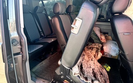 Volkswagen Caravelle T5, 2013 год, 2 000 000 рублей, 10 фотография