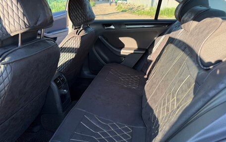 Volkswagen Jetta VI, 2016 год, 1 100 000 рублей, 7 фотография