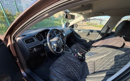 Volkswagen Jetta VI, 2016 год, 1 100 000 рублей, 4 фотография