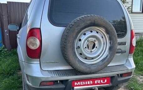 Chevrolet Niva I рестайлинг, 2010 год, 520 000 рублей, 4 фотография