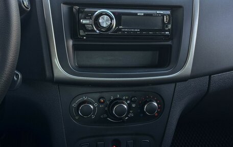 Renault Logan II, 2016 год, 580 000 рублей, 14 фотография