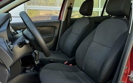 Renault Logan II, 2016 год, 580 000 рублей, 16 фотография