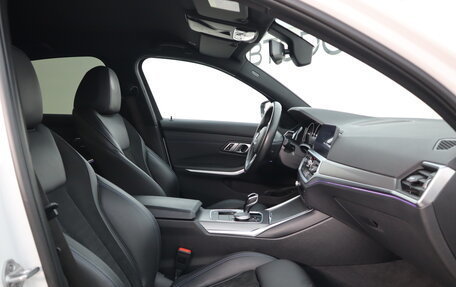 BMW 3 серия, 2020 год, 4 100 000 рублей, 16 фотография