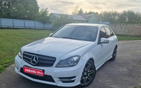 Mercedes-Benz C-Класс, 2013 год, 1 500 000 рублей, 1 фотография