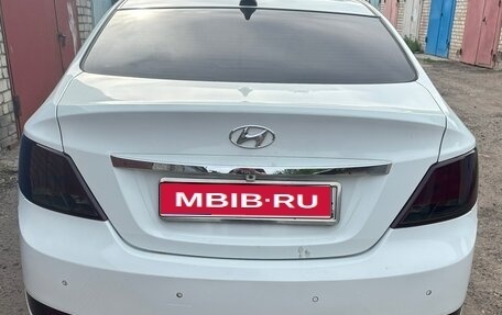 Hyundai Solaris II рестайлинг, 2014 год, 1 120 000 рублей, 1 фотография
