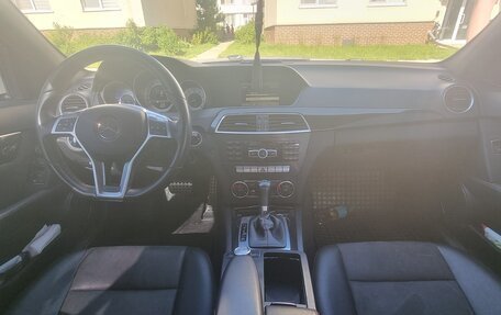 Mercedes-Benz C-Класс, 2013 год, 1 500 000 рублей, 6 фотография