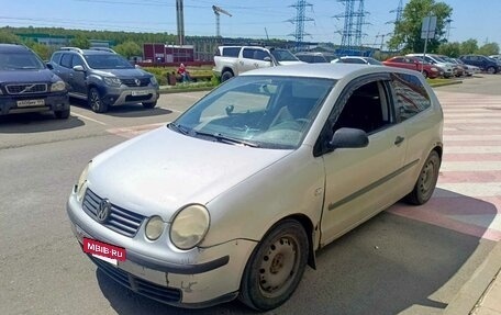 Volkswagen Polo IV рестайлинг, 2002 год, 210 000 рублей, 5 фотография