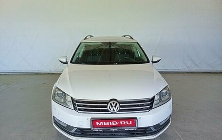 Volkswagen Passat B7, 2013 год, 1 150 000 рублей, 2 фотография