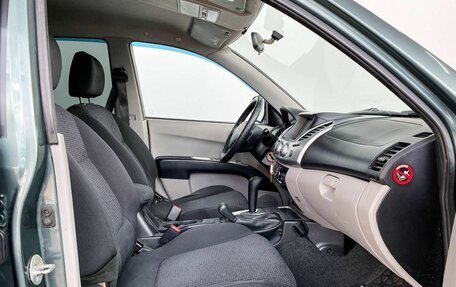 Mitsubishi L200 IV рестайлинг, 2011 год, 1 400 000 рублей, 14 фотография