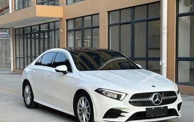 Mercedes-Benz A-Класс, 2022 год, 3 100 000 рублей, 1 фотография