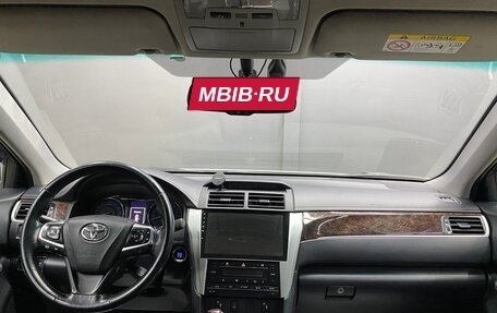 Toyota Camry, 2016 год, 1 770 000 рублей, 6 фотография