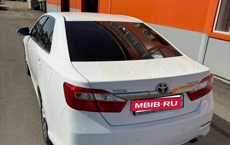 Toyota Camry, 2013 год, 1 650 000 рублей, 2 фотография