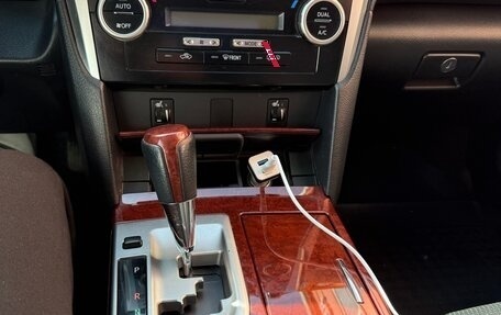 Toyota Camry, 2013 год, 1 650 000 рублей, 6 фотография