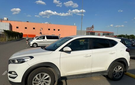 Hyundai Tucson III, 2017 год, 2 050 000 рублей, 2 фотография