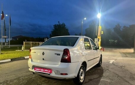 Renault Logan I, 2013 год, 410 000 рублей, 5 фотография