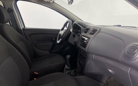 Renault Logan II, 2020 год, 770 000 рублей, 12 фотография