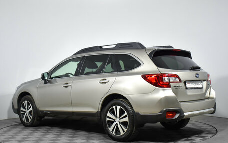 Subaru Outback IV рестайлинг, 2018 год, 2 190 000 рублей, 7 фотография