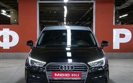 Audi A1, 2015 год, 1 295 000 рублей, 2 фотография