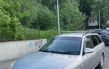 Nissan Wingroad III, 2002 год, 300 000 рублей, 2 фотография