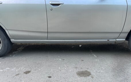 Nissan Wingroad III, 2002 год, 300 000 рублей, 4 фотография