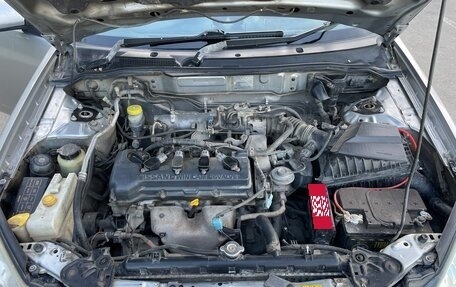 Nissan Wingroad III, 2002 год, 300 000 рублей, 15 фотография