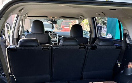 Toyota Verso I, 2013 год, 1 600 000 рублей, 13 фотография