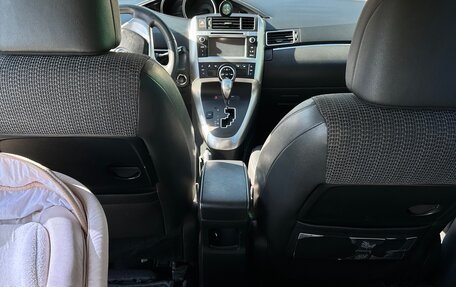 Toyota Verso I, 2013 год, 1 600 000 рублей, 12 фотография