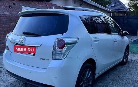 Toyota Verso I, 2013 год, 1 600 000 рублей, 6 фотография