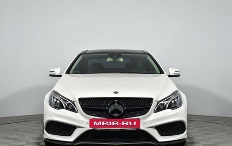Mercedes-Benz E-Класс, 2015 год, 1 815 000 рублей, 2 фотография