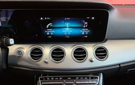 Mercedes-Benz E-Класс, 2021 год, 2 550 000 рублей, 14 фотография