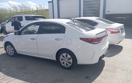 KIA Rio IV, 2021 год, 1 120 000 рублей, 10 фотография