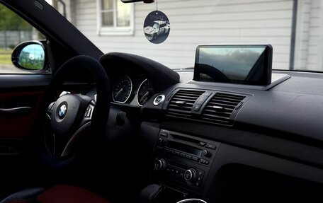 BMW 1 серия, 2008 год, 1 950 000 рублей, 15 фотография