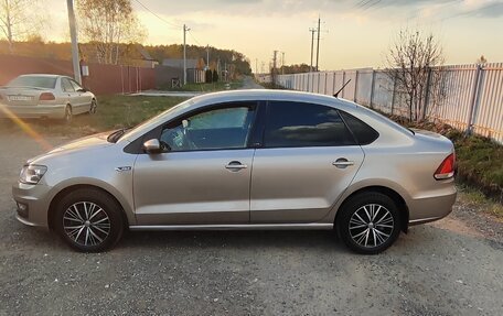 Volkswagen Polo VI (EU Market), 2016 год, 1 050 000 рублей, 6 фотография