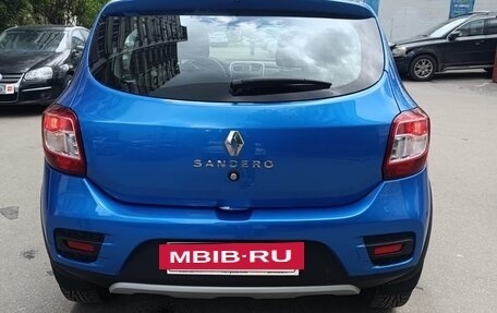 Renault Sandero II рестайлинг, 2021 год, 1 300 000 рублей, 2 фотография