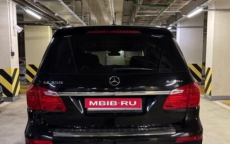 Mercedes-Benz GL-Класс, 2015 год, 4 100 000 рублей, 3 фотография