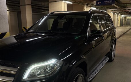 Mercedes-Benz GL-Класс, 2015 год, 4 100 000 рублей, 33 фотография