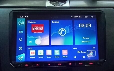 Volkswagen Passat B7, 2011 год, 920 000 рублей, 13 фотография