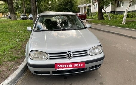 Volkswagen Golf IV, 2001 год, 275 000 рублей, 2 фотография
