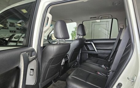 Toyota Land Cruiser Prado 150 рестайлинг 2, 2020 год, 6 099 000 рублей, 20 фотография