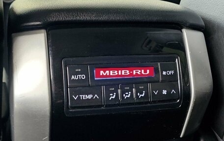 Toyota Land Cruiser Prado 150 рестайлинг 2, 2020 год, 6 099 000 рублей, 22 фотография