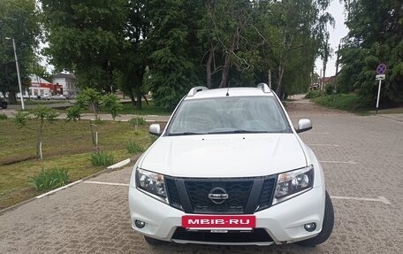 Nissan Terrano III, 2015 год, 1 250 000 рублей, 2 фотография