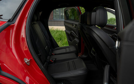 Porsche Cayenne III, 2022 год, 10 990 000 рублей, 24 фотография