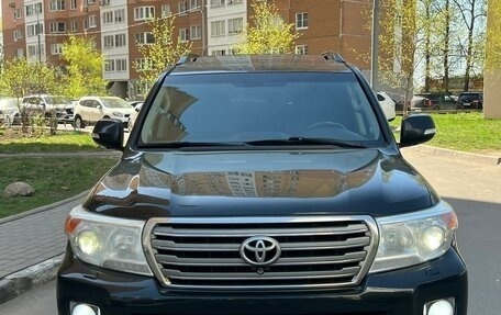 Toyota Land Cruiser 200, 2013 год, 3 700 000 рублей, 2 фотография