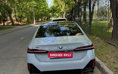 BMW 5 серия, 2023 год, 9 100 000 рублей, 5 фотография