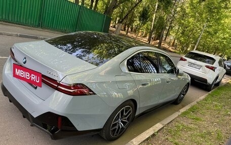 BMW 5 серия, 2023 год, 9 100 000 рублей, 6 фотография
