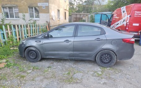KIA Rio III рестайлинг, 2014 год, 385 000 рублей, 2 фотография