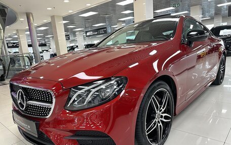 Mercedes-Benz E-Класс, 2018 год, 4 399 000 рублей, 3 фотография